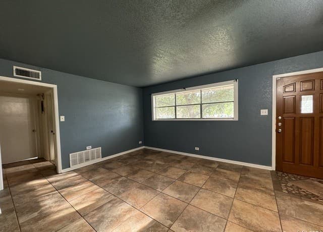 119 Greenlawn Ave — photo 3