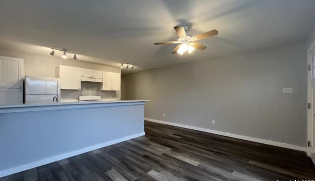 428 Agnes Unit B — photo 3