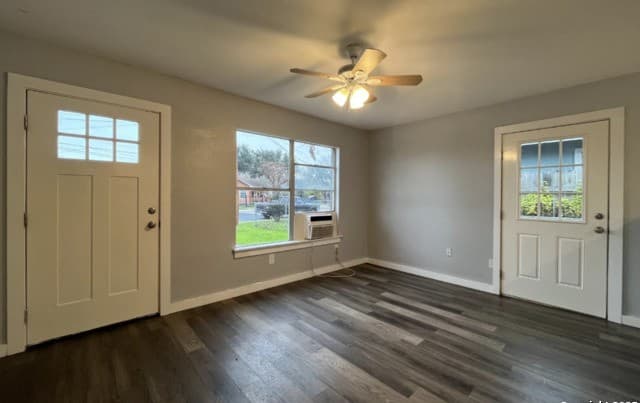 428 Agnes Unit B — photo 4