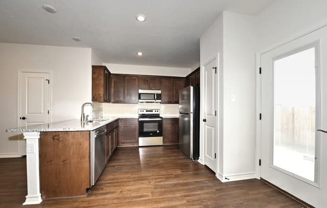 10323 Lynwood Branch Unit 101 — photo 4