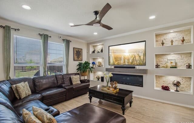 11230 Blue Feather — photo 3