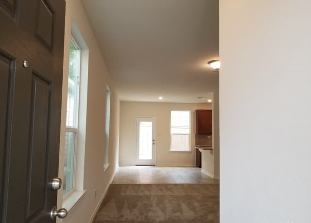 5911 Eckhert Rd. Unit 135 — photo 4