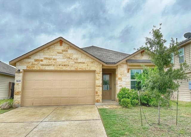 8610 Emerald Sky — photo 1