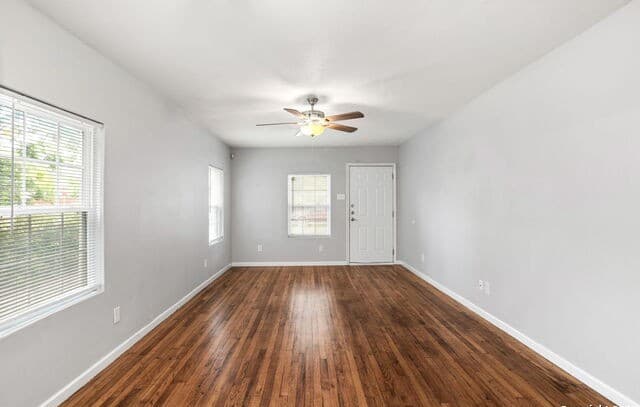 1336 W Ridgewood Unit 1 — photo 4
