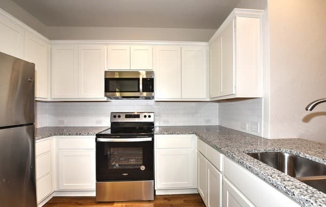 2310 Tulipwood Cove Unit 101 — photo 2