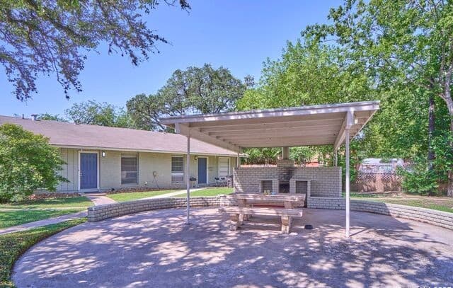 118 San Angelo — photo 1