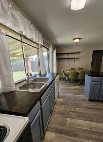 5814 Cliffmont — photo 3