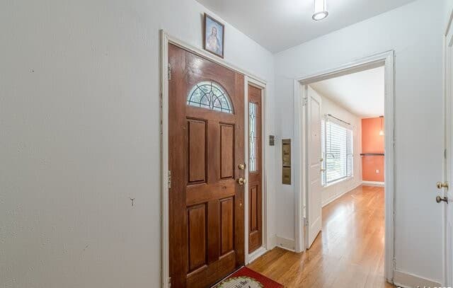 414 Alexander Hamilton — photo 4