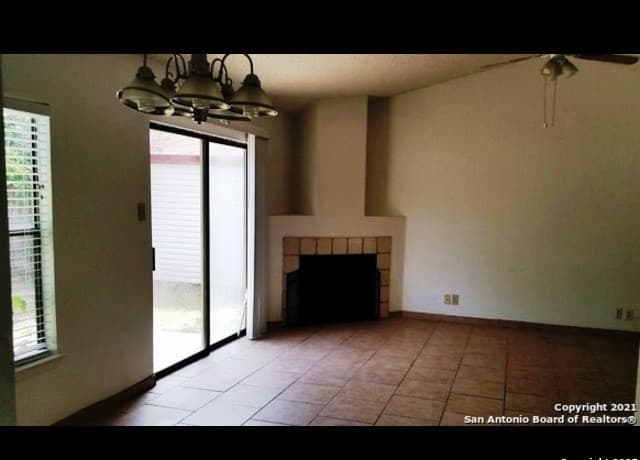 10039 Birch Field — photo 2