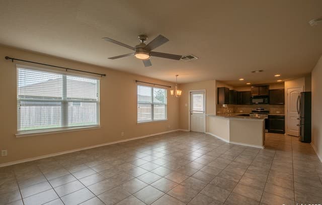 6114 Hackberry Pond — photo 3