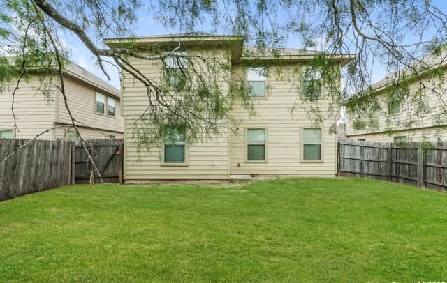 8938 Ashley Wilkes — photo 3