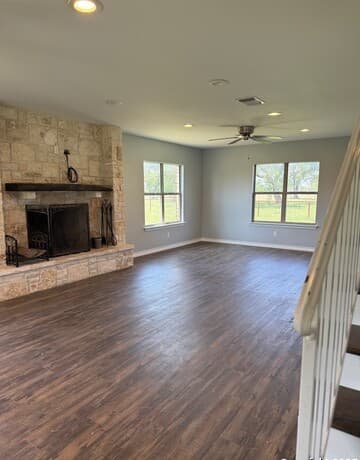 517 Fm 473 — photo 3