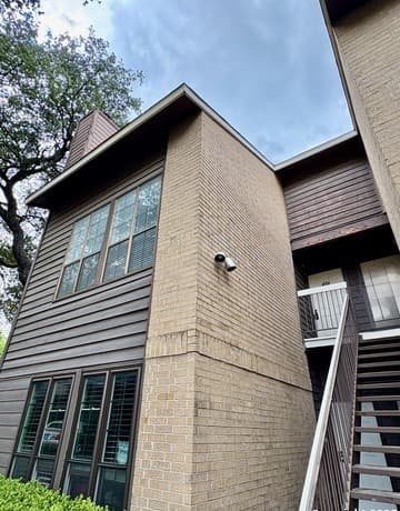 8633 Datapoint Dr — photo 1