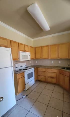 6160 Eckhert Unit 107 — photo 4