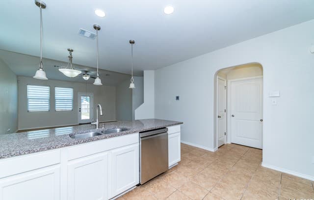 7735 Brisbane Bend — photo 2