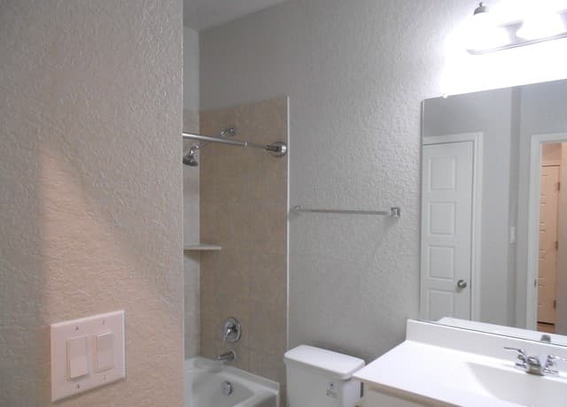 9729 Novacek — photo 5