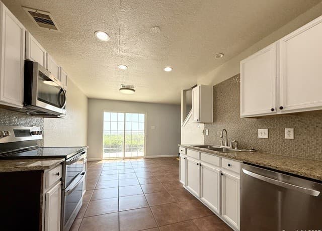 6118 Kensinger Pass — photo 5