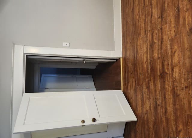 1137 W W. Magnolia — photo 5