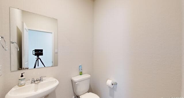 6556 Embankment — photo 3