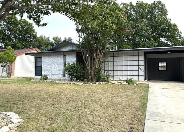 3606 Versailles — photo 1