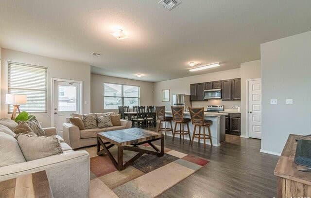 9427 Somers Bend — photo 2