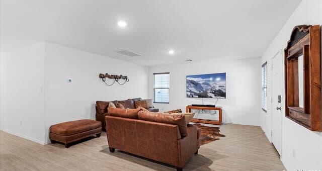 5315 Hornbeck — photo 5