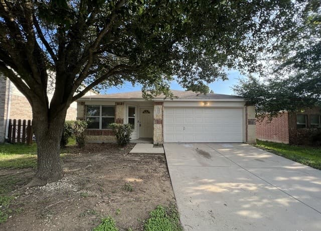 9411 Massaro St — photo 2