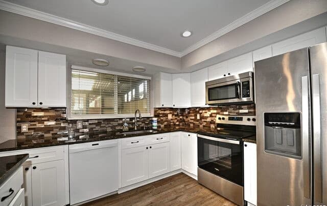 10819 S Crown View — photo 5