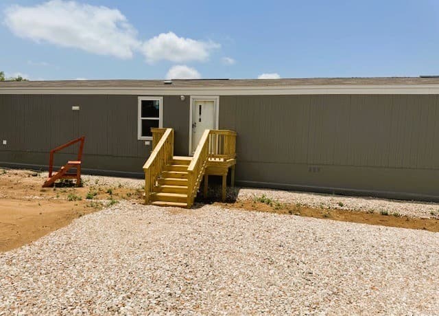 4-bedroom rental at 277 County Road 1647 Unit 2 in Moore TX