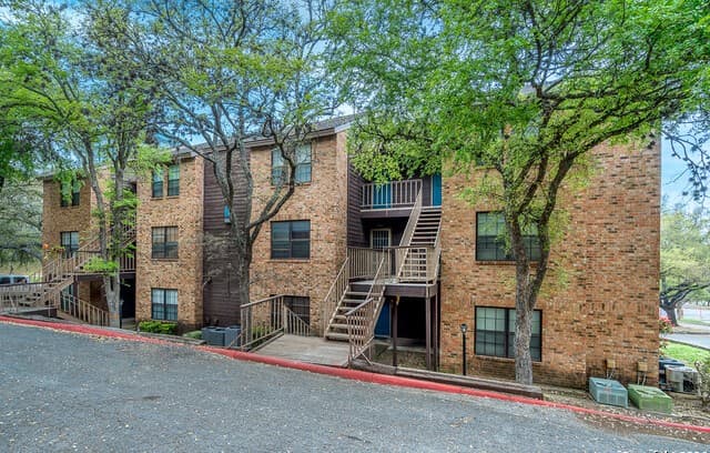 4212 Medical Dr Unit 109 — photo 3