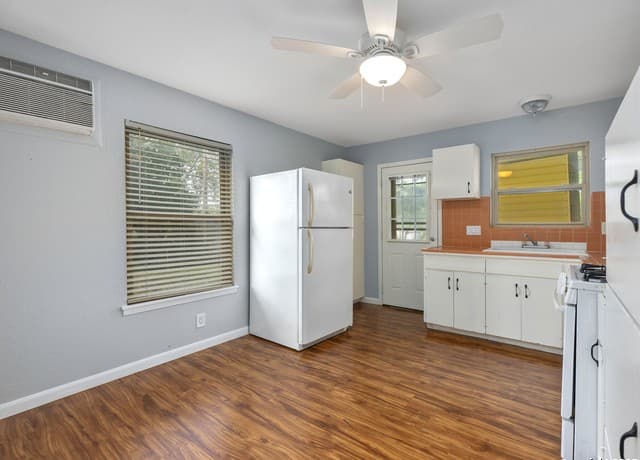 142 Galaxy Dr — photo 5