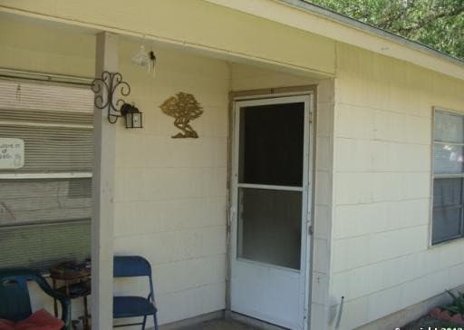 103 Avenue F Unit A — photo 2