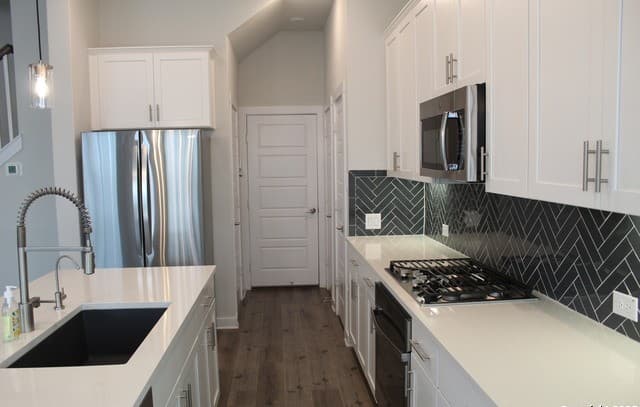 5843 Whitby Unit 33 — photo 5