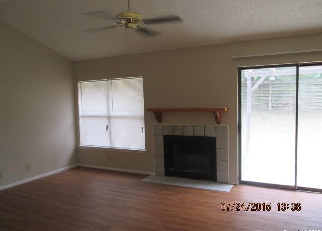 3932 Heritage Hill Dr — photo 3