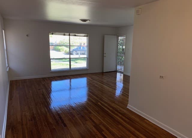 222 E Lullwood Ave #220 Unit 220 — photo 3