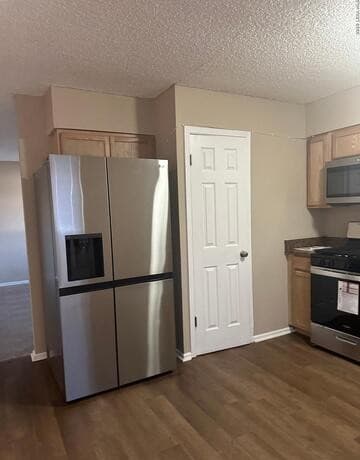 2129 Pat Booker Unit 11 — photo 1