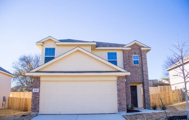 8619 Tesoro Hills — photo 2