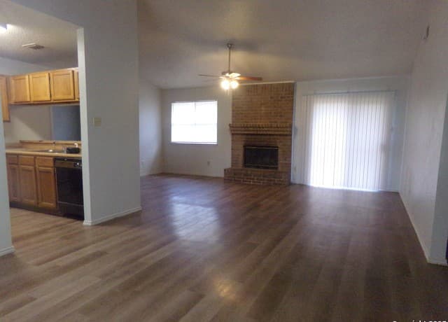 3222 Bear Springs — photo 2