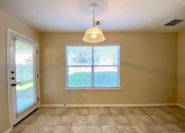 215 Coopers Hawk — photo 3