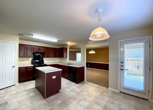 215 Coopers Hawk — photo 4