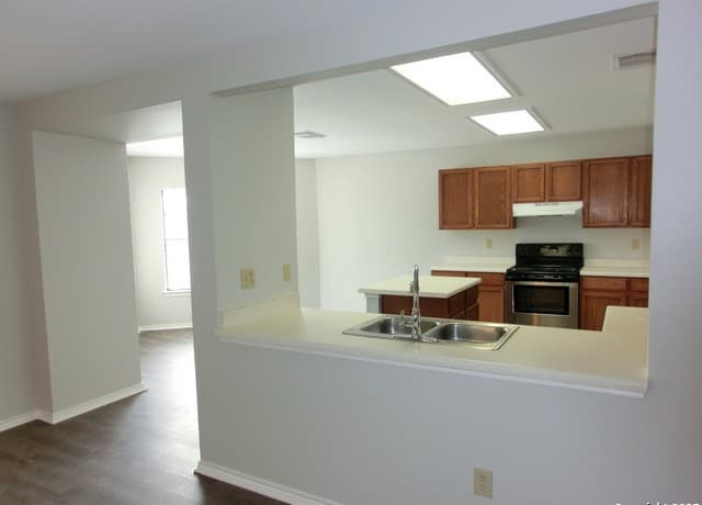 10646 Cavelier Point — photo 4