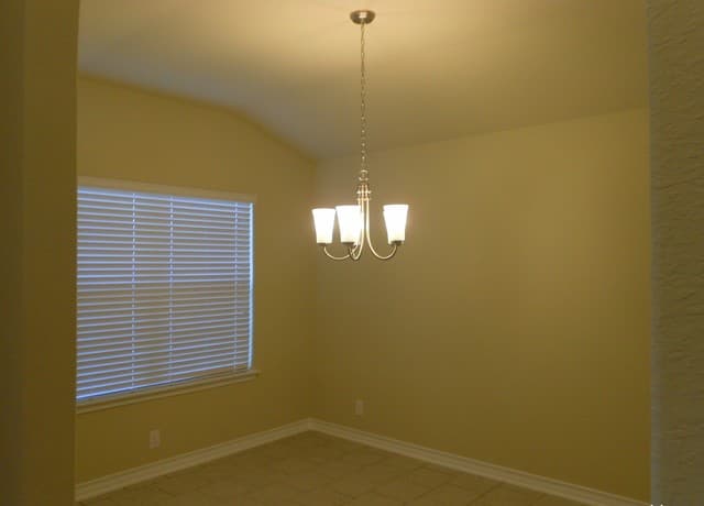 9027 Mustang Pass — photo 2