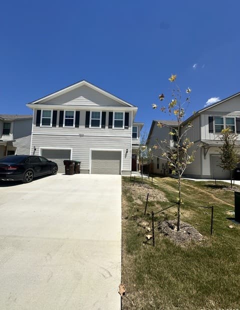 7544 Briarwood Pass Unit 102 — photo 2