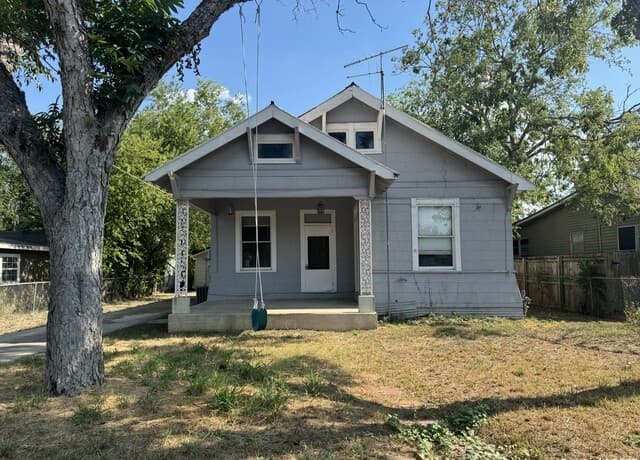 3-bedroom rental at 262 Orchard in San Antonio TX