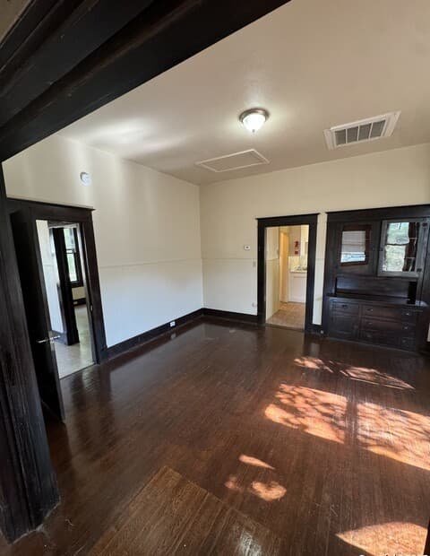 3-bedroom rental at 262 Orchard in San Antonio, TX — photo 5