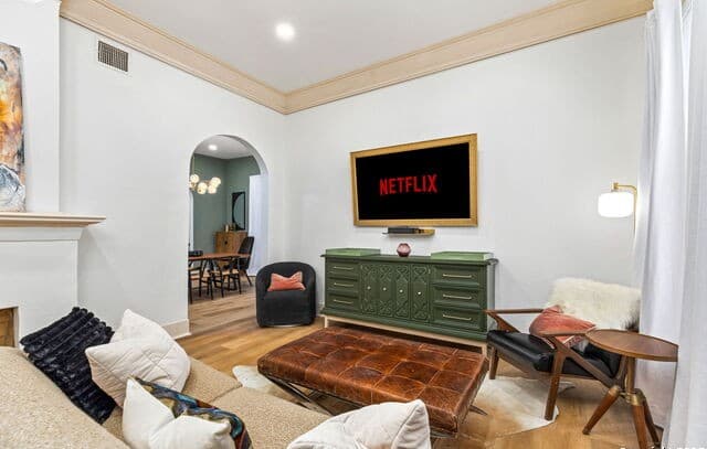 110 E Craig Pl Unit 1 — photo 5