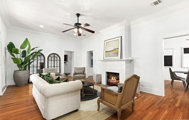 110 E Craig Pl Unit 2 — photo 2