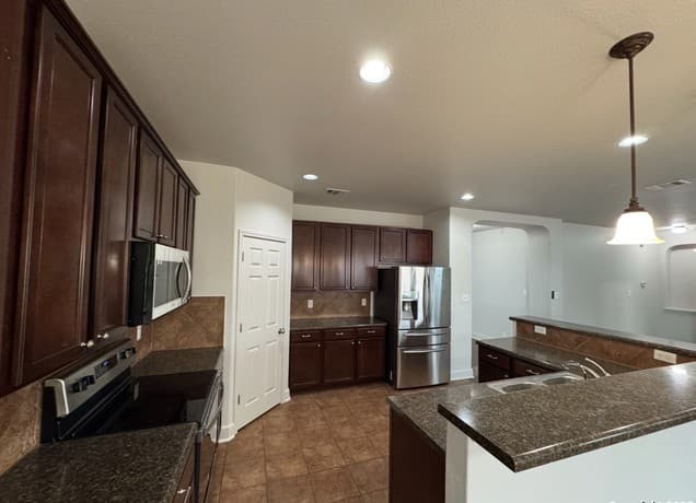 10206 Lynwood Village Unit 102 — photo 4