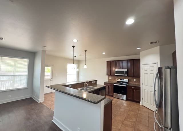 10206 Lynwood Village Unit 102 — photo 5