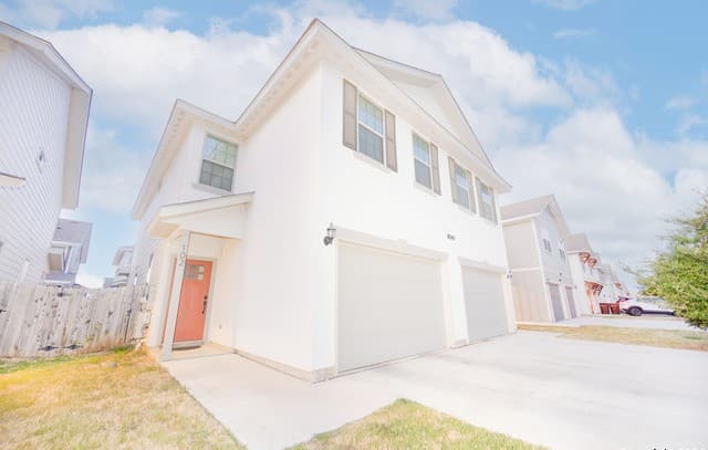 10347 Lynwood Branch Unit 102 — photo 2